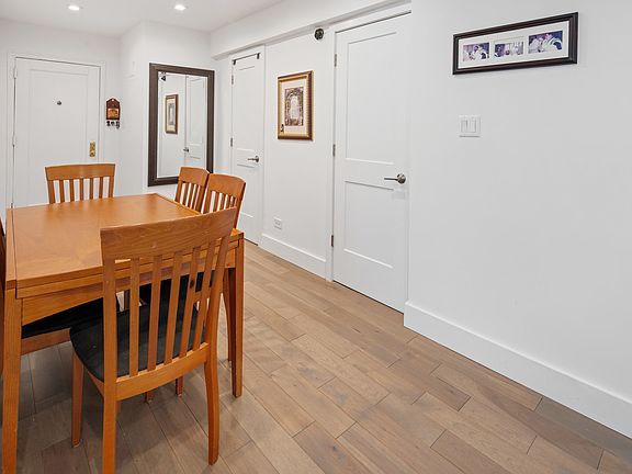 4th image of 388 Avenue S #1D