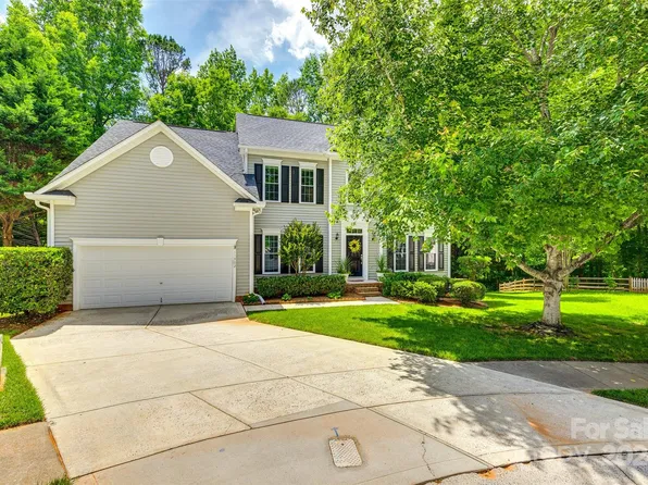 11902 Harmon Ln, Pineville, NC 28134