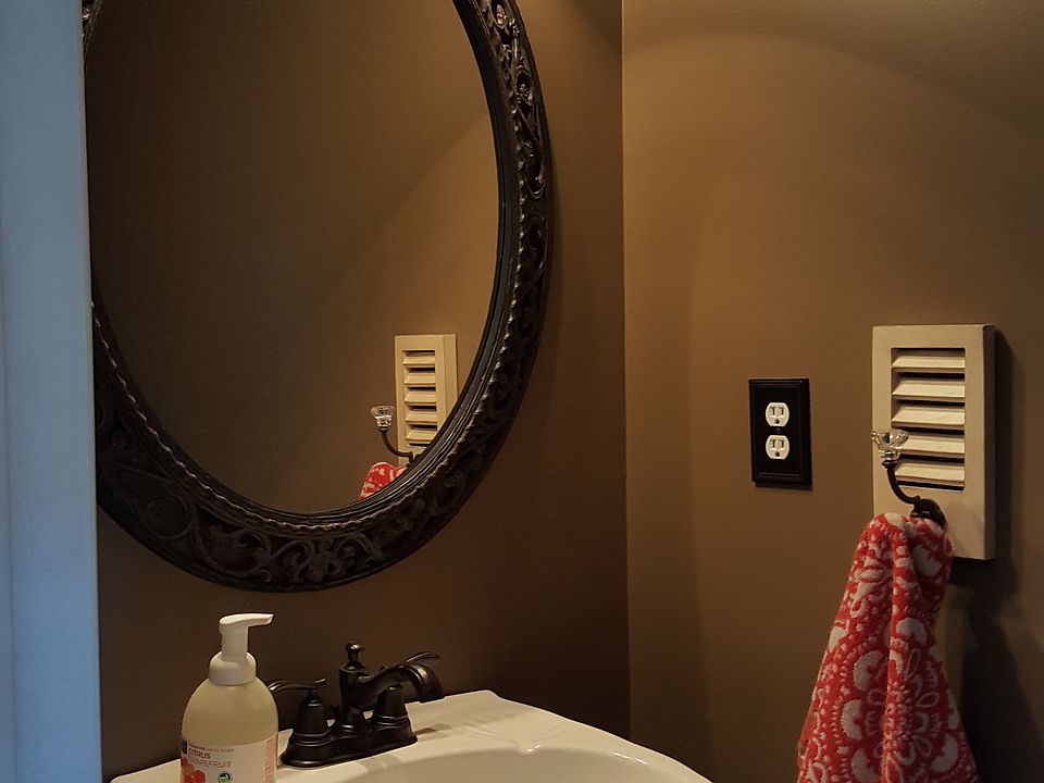 1st image of 5855 Shady Hills Way