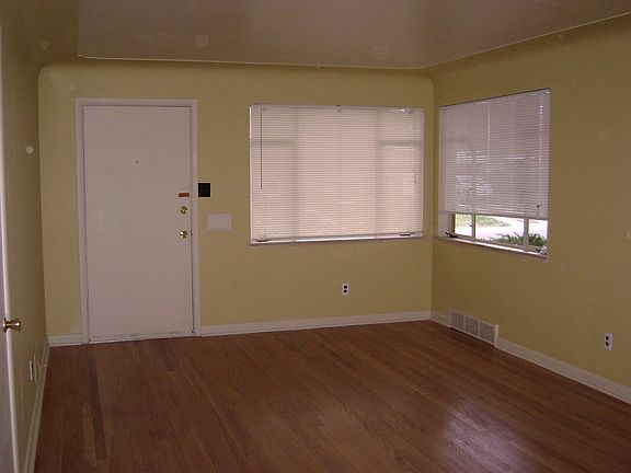 4th image of 3253 Krameria St
