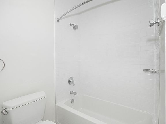 5th image of 798 Post St #105