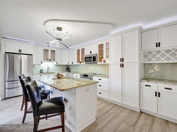 760 NW 99th Cir, Plantation, FL 33324
