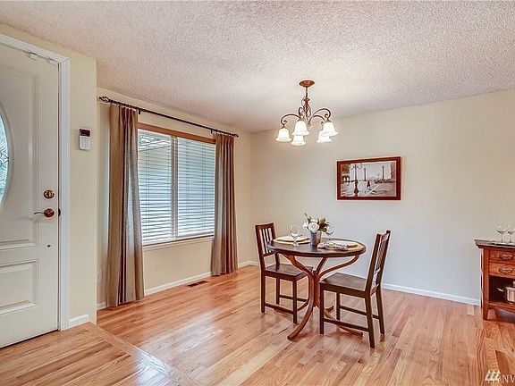 4th image of 9728 79th St SW