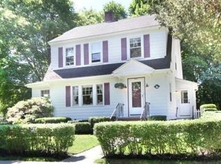 12 Glen St, Melrose, MA 02176