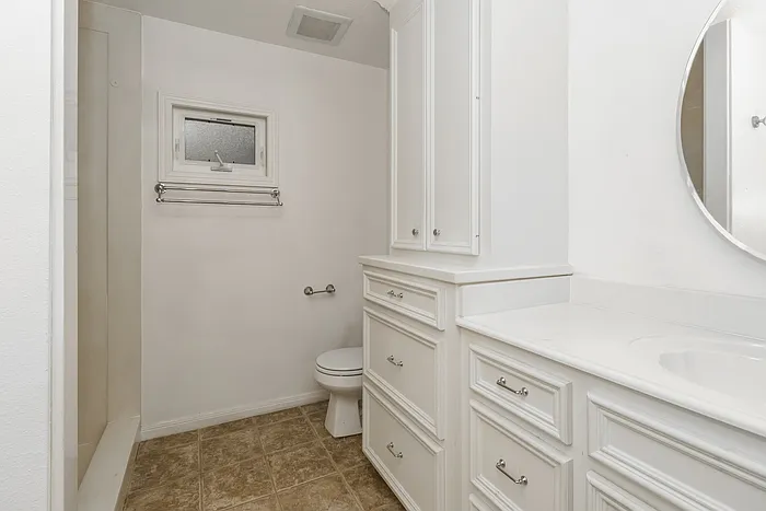 1206 Caraquet Dr — Photo 13