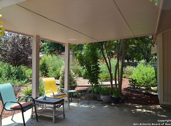 2nd image of 8606 Tanbark Dr