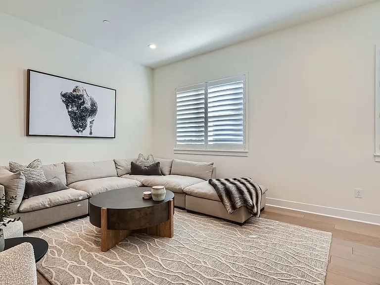 805 Promenade Dr — Photo 9