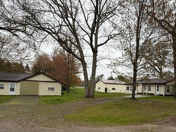 2nd image of 4866 Mikes Dr