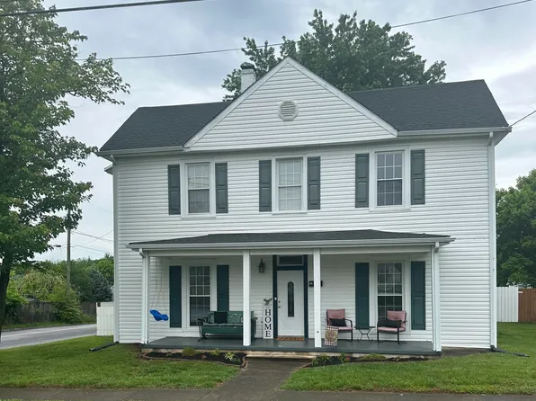 130 Cedar Ave, Vinton, VA 24179