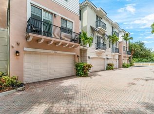 3805 NW 5th Ter, Boca Raton, FL 33431