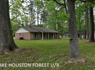 1115 Lake Glen Rd, Huffman, TX 77336