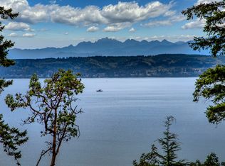 4629 NE Twin Spits Rd, Hansville, WA 98340