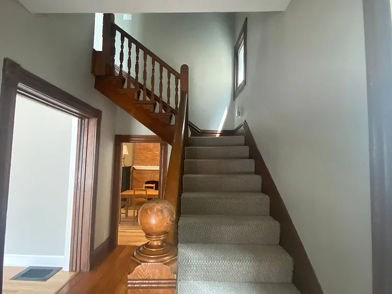 80 King Ave — Photo 44