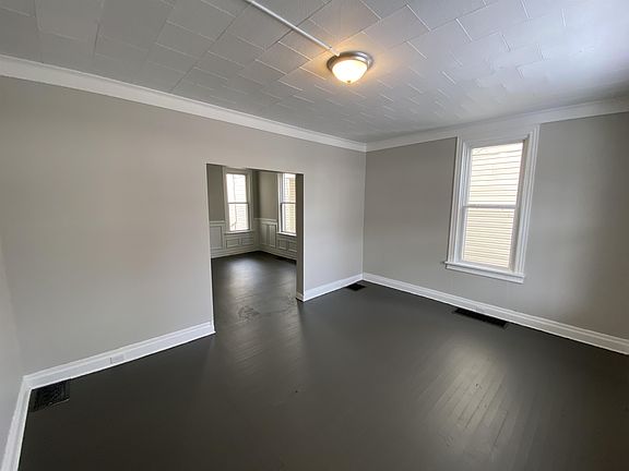 2nd image of 1841 North St