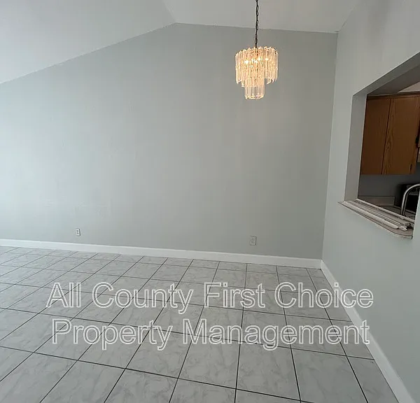 3621 35th St N — Photo 3