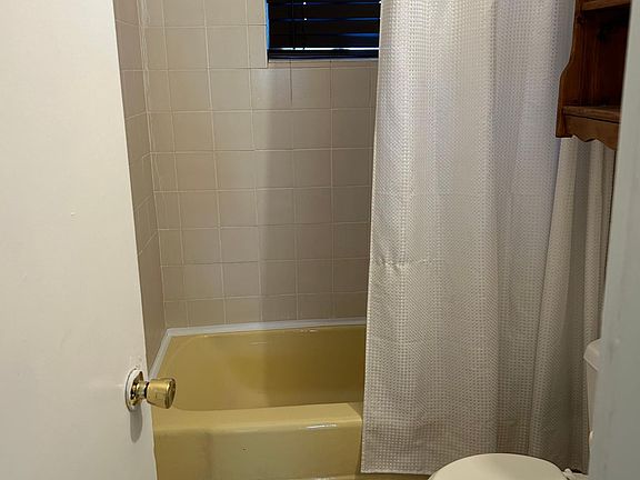 5th image of 1711 E 28th St Unit A