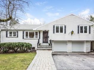 6 Peach Tree Ln, Newton, MA 02459