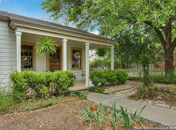 4th image of 503 W Lynwood Ave