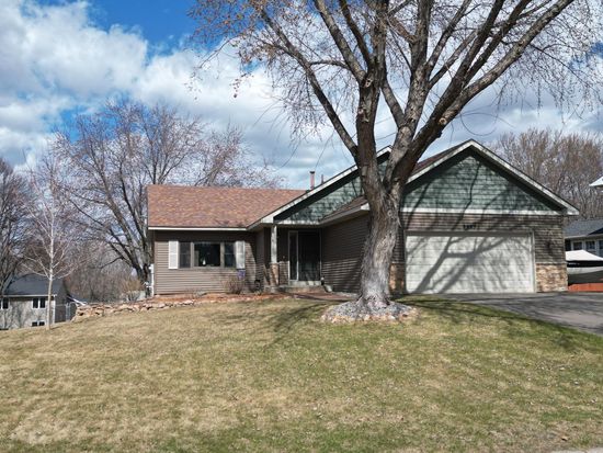 8425 173rd St W, Lakeville, MN 55044