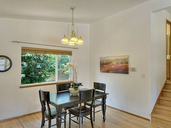 5th image of 123 155th Ave NE
