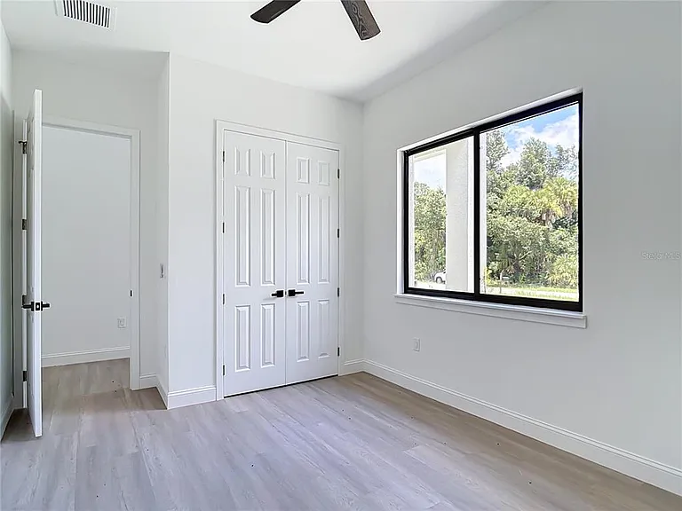 275 Lecturn St — Photo 29