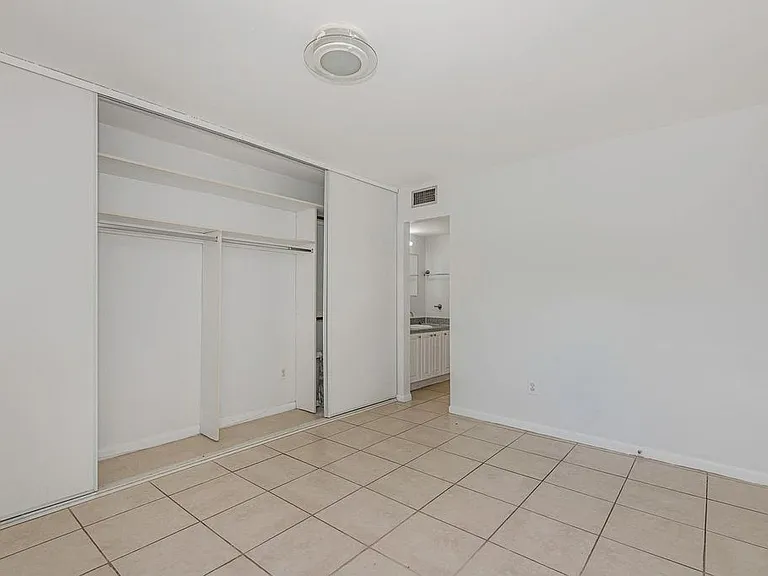 4111 Stirling Rd #308 — Photo 16