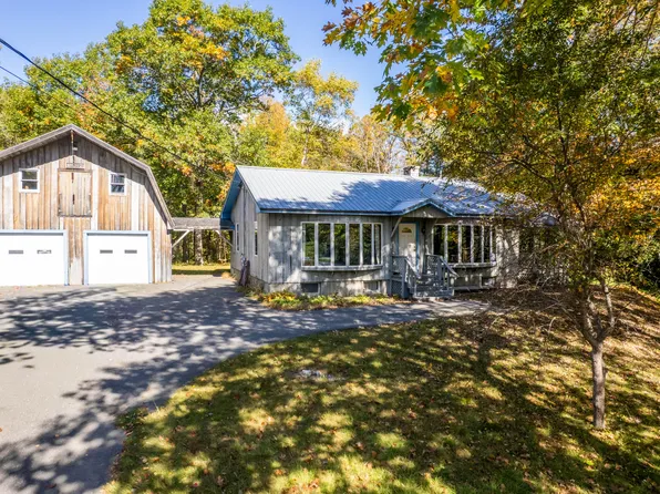 4 Howard Siding Lane, Abbot, ME 04406