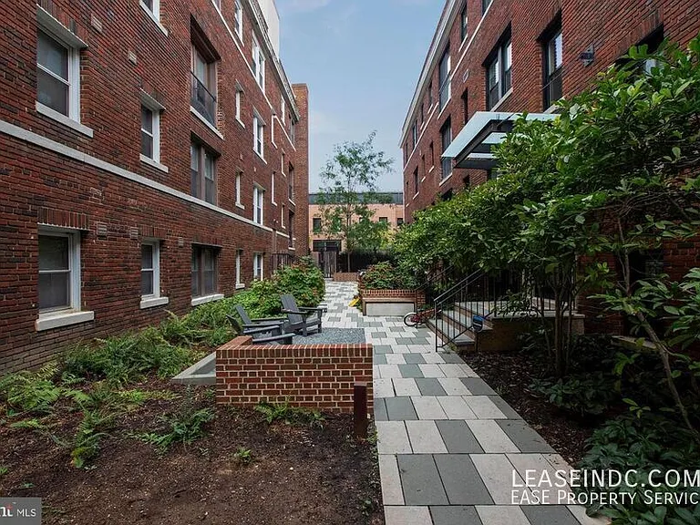 129 W St NW #103 — Photo 20