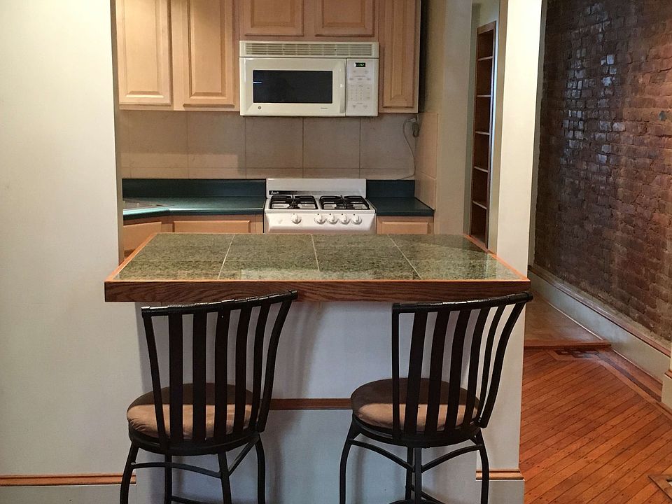 2nd image of 100 Greene Ave #1