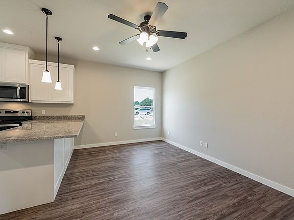4th image of 139 Westview Dr