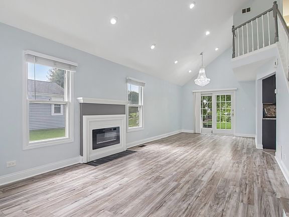 4th image of 552 Delmar Ct