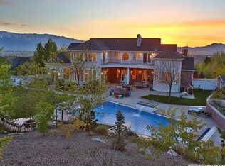 228 S Sherwood Dr, Providence, UT 84332