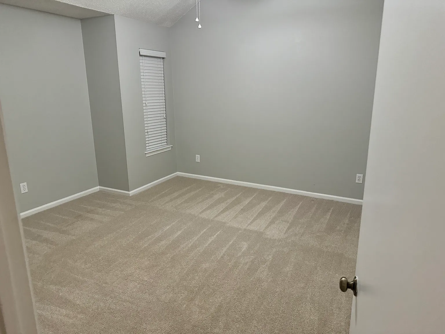 2 bed, 2.5 bath, 1240 sqft, $1,950 — Photo 4