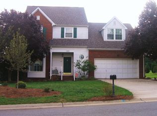 369 Kingsmill Dr, Advance, NC 27006