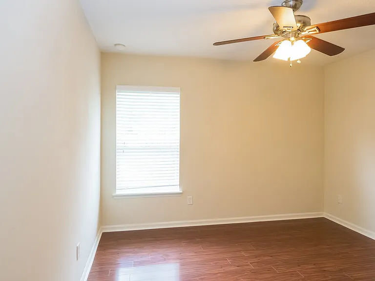 150 Bedstone Dr — Photo 11