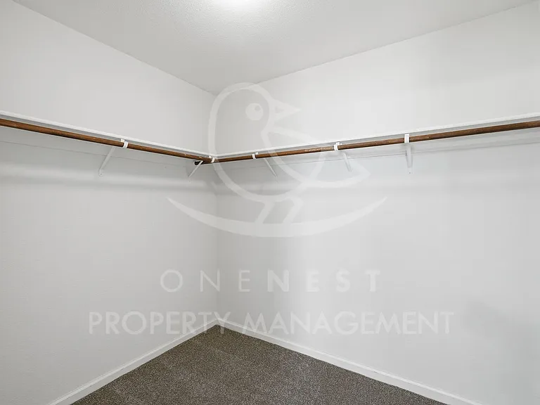 1368 Paddington Way — Photo 16