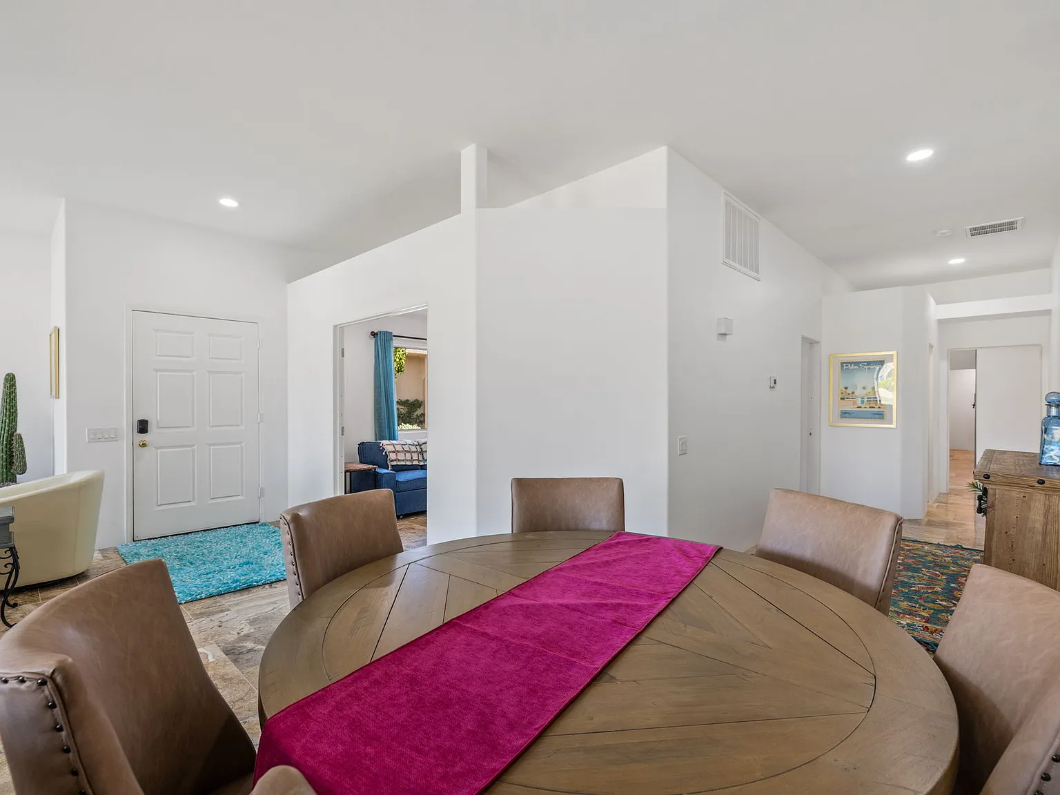 3 bed, 1632 sqft, $6,700 — Photo 2