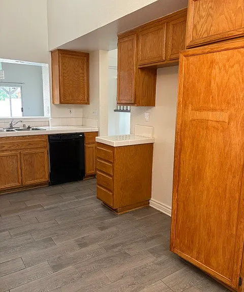 14861 Ann Dr — Photo 1