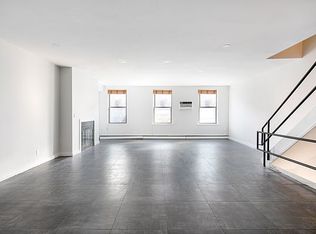 169 1st Ave #1, New York, NY 10003