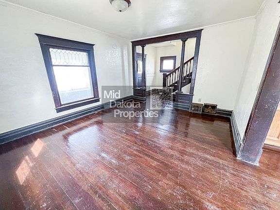 5th image of 401 W 11th Ave