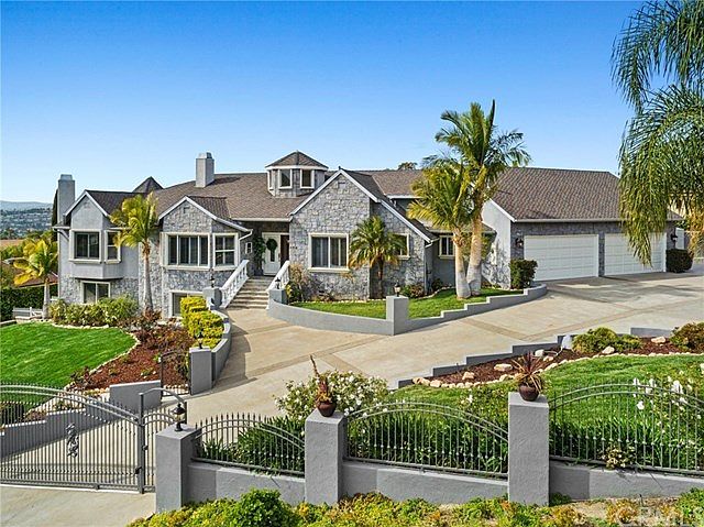 1st image of 356 S Coyote Ln