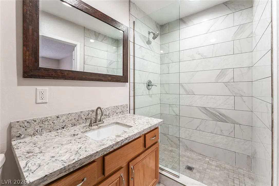 3 bed, 2.0 bath, 1780 sqft, $2,195 — Photo 4
