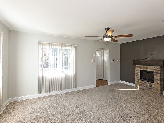 2nd image of 15827 Willard Ave