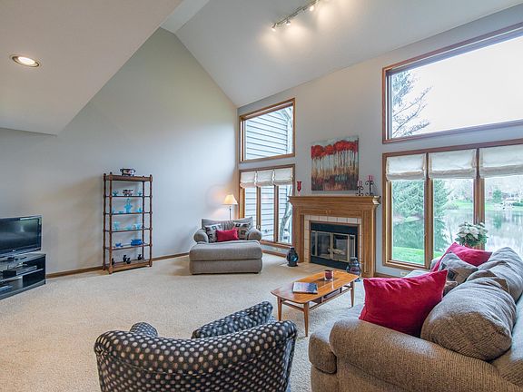 4th image of 6049 Glenbarr Pl