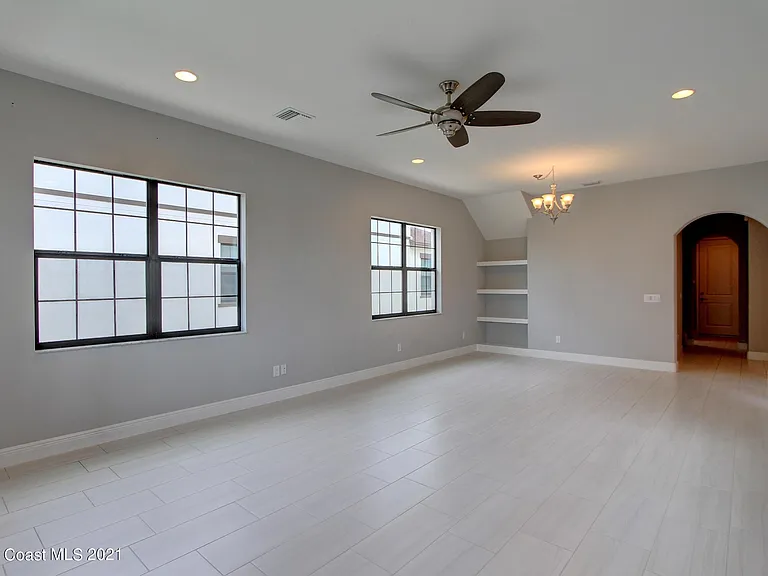 6903 Vista Hermosa Dr — Photo 4