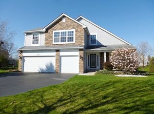 706 Lucky Ct, Oswego, IL 60543