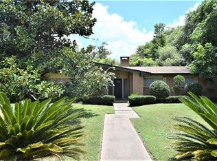 507 S Exchange St, Weimar, TX 78962
