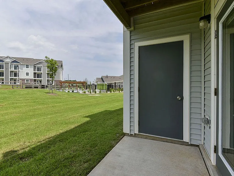 Dodson Pointe Apartment Homes — Photo 34