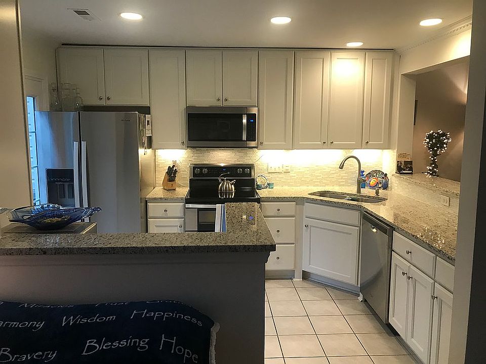 1st image of 6211 Birdie Ct