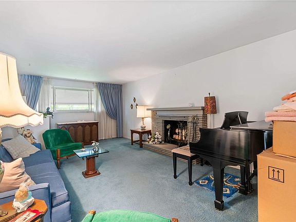 4th image of 757 Artvue Dr